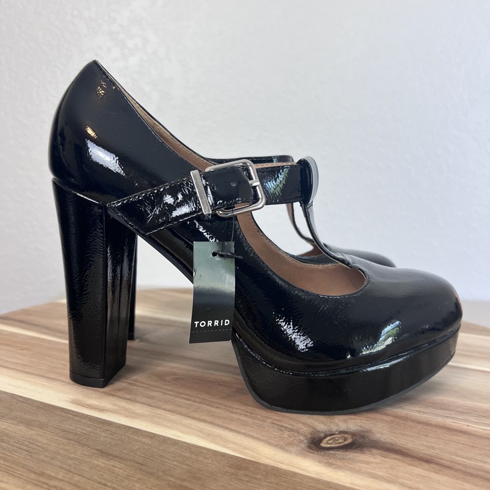 Torrid T Strap Mary Jane Heels Womens 9.5 WW Black Patent Platform Goth Alt Mod